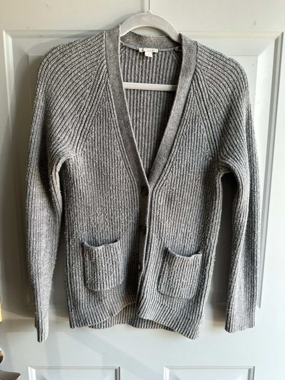 GAP Gray Ribbed Knit Cardigan - Picture 1 of 4